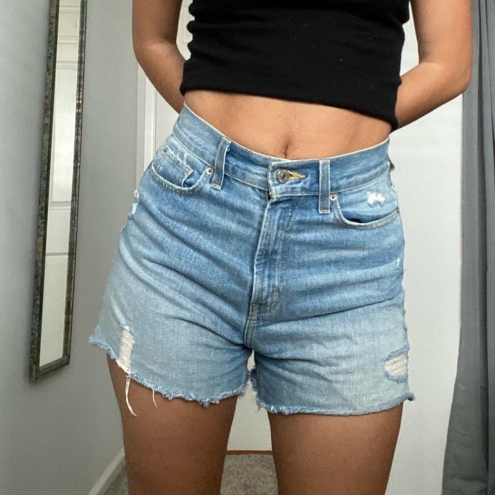Urban Outfitters blue distressed denim mom shorts, high waisted, size 26